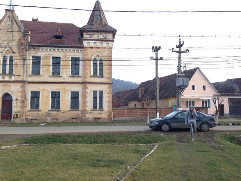 Image 22 of 37  -  99 kB